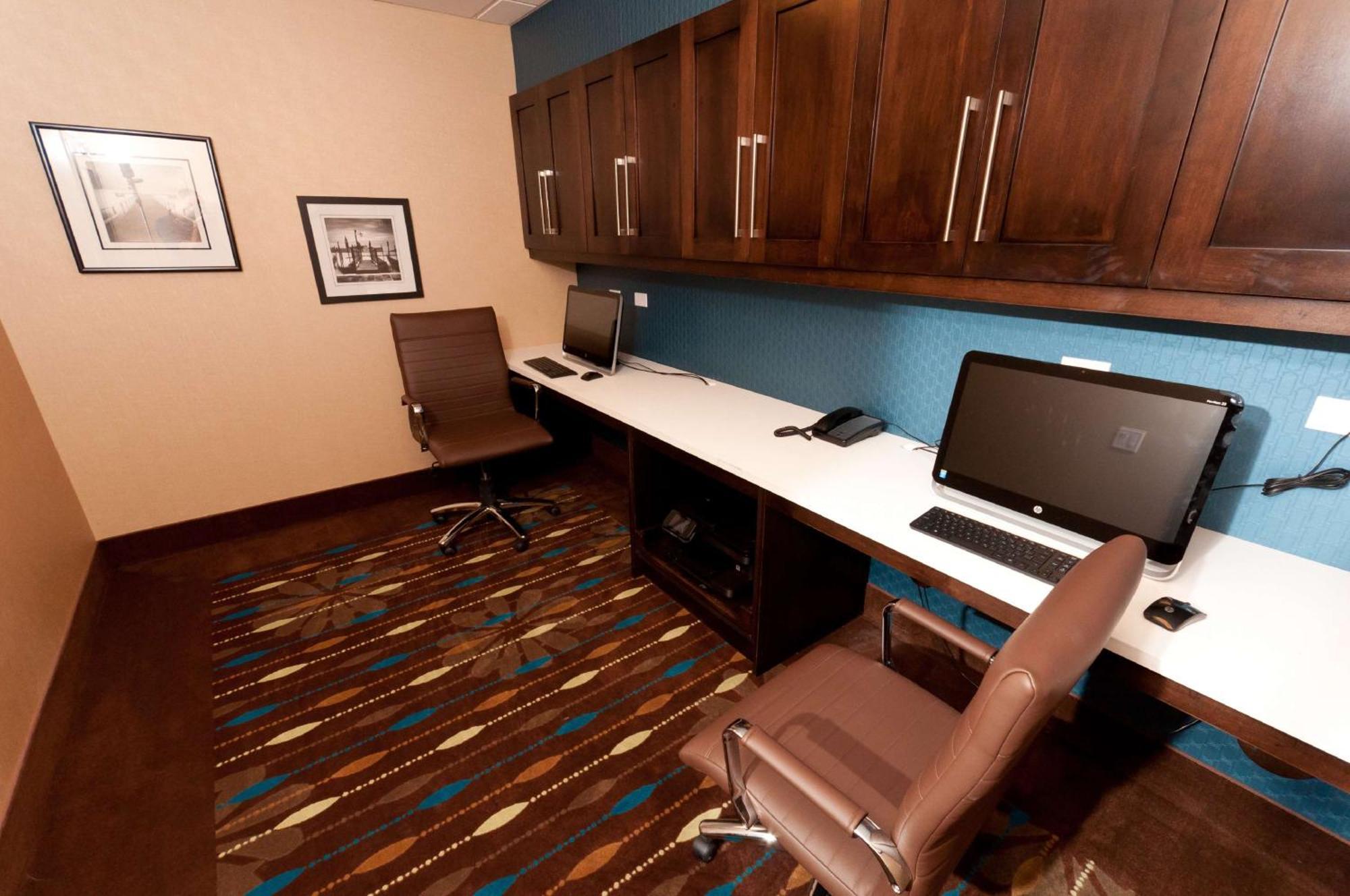 Hampton Inn & Suites East Gate Regina Dış mekan fotoğraf