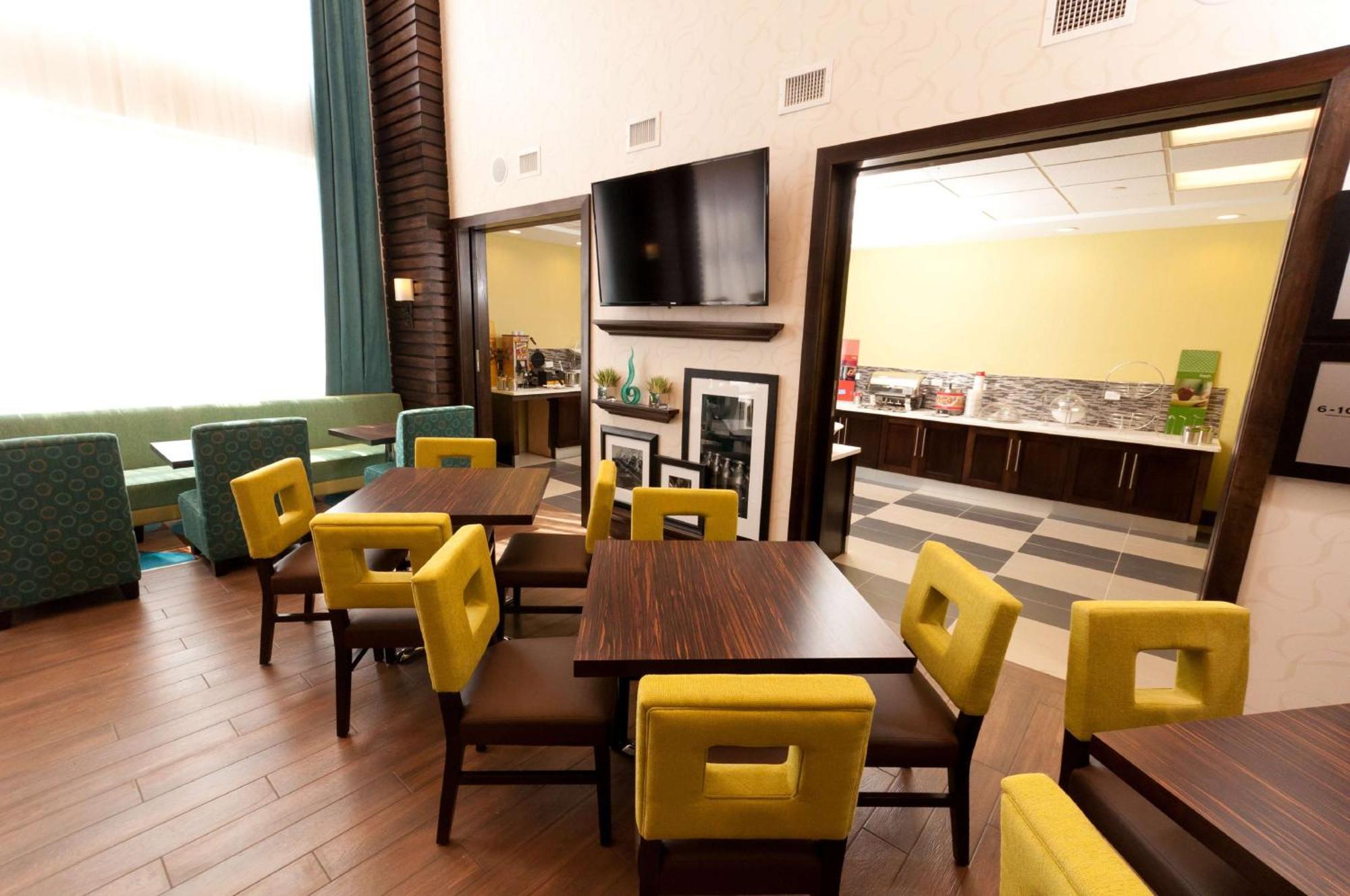 Hampton Inn & Suites East Gate Regina Dış mekan fotoğraf